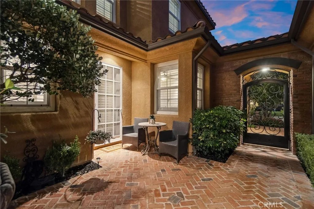 25845 Flemming Place, Stevenson Ranch, California 91381 home-pic-19