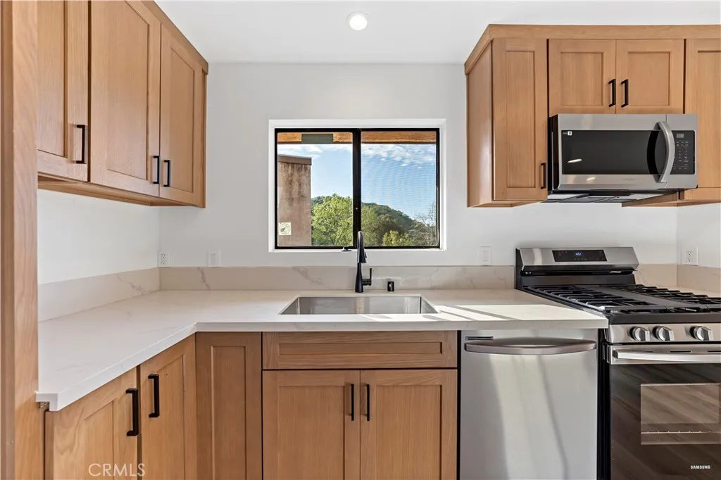 5036 Echo Street 408, Los Angeles, California 90042 home-pic-1