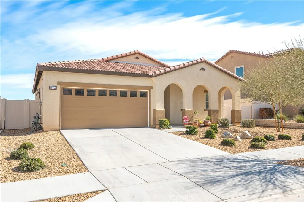 10657 Appaloosa, Hesperia, California 92345 home-pic-1