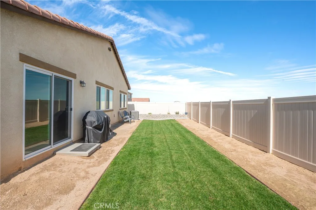 10657 Appaloosa, Hesperia, California 92345 home-pic-32