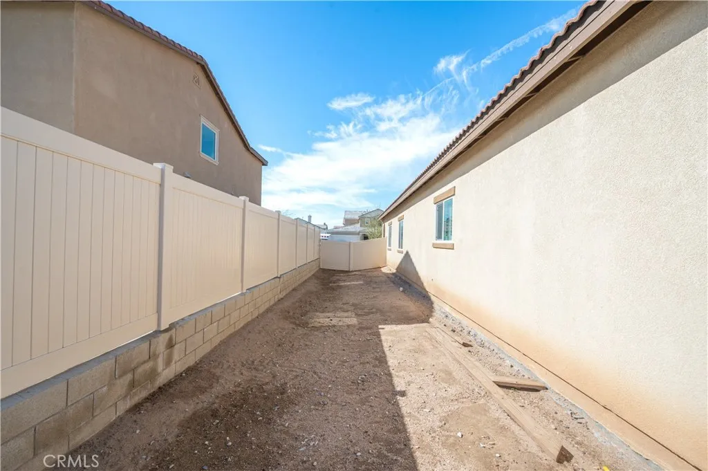 10657 Appaloosa, Hesperia, California 92345 home-pic-36