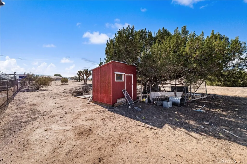 9925 Balsam, Hesperia, California 92345 home-pic-43