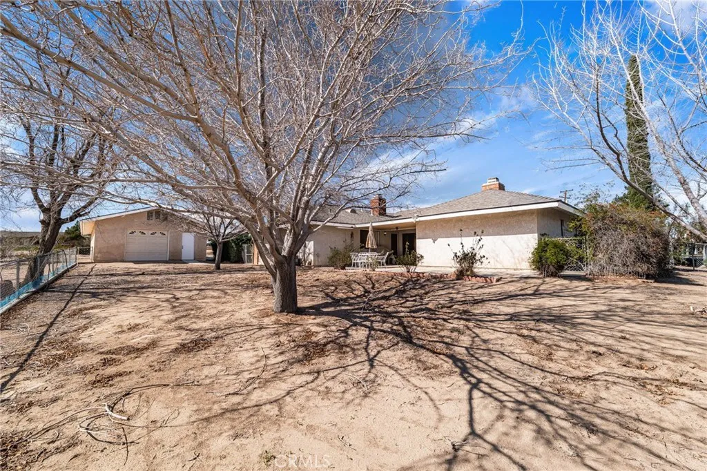 9925 Balsam, Hesperia, California 92345 home-pic-40