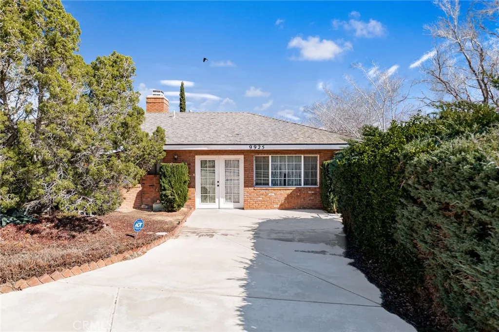 9925 Balsam, Hesperia, California 92345 home-pic-5