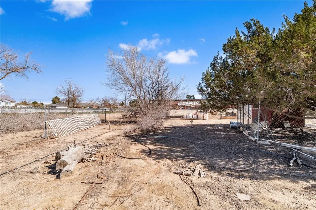 9925 Balsam, Hesperia, California 92345 home-pic-42