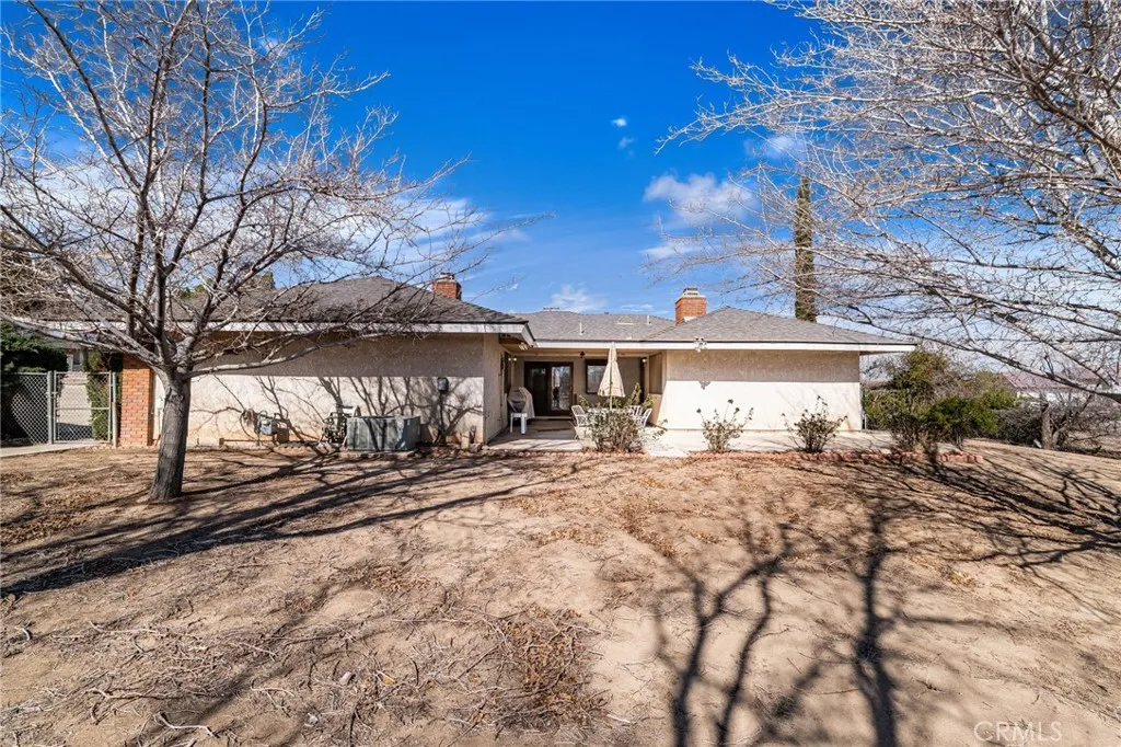 9925 Balsam, Hesperia, California 92345 home-pic-37
