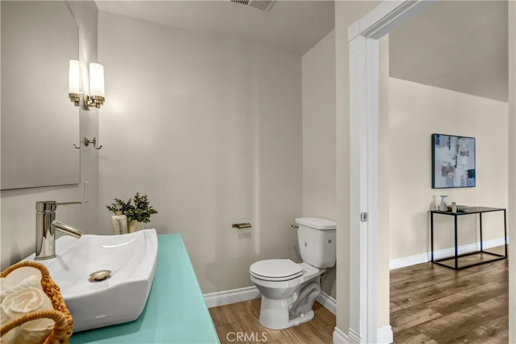 5412 Lindley Avenue 325, Encino, California 91316 home-pic-29