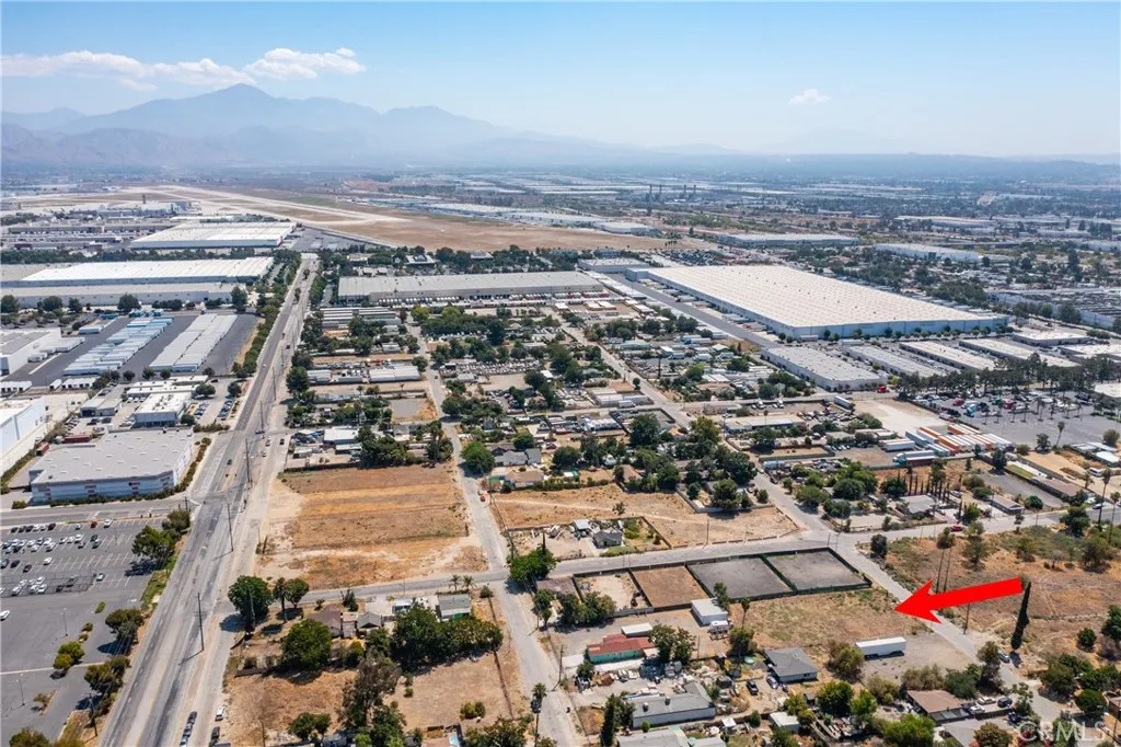 603 San Jacinto, San Bernardino, California 92408 home-pic-23