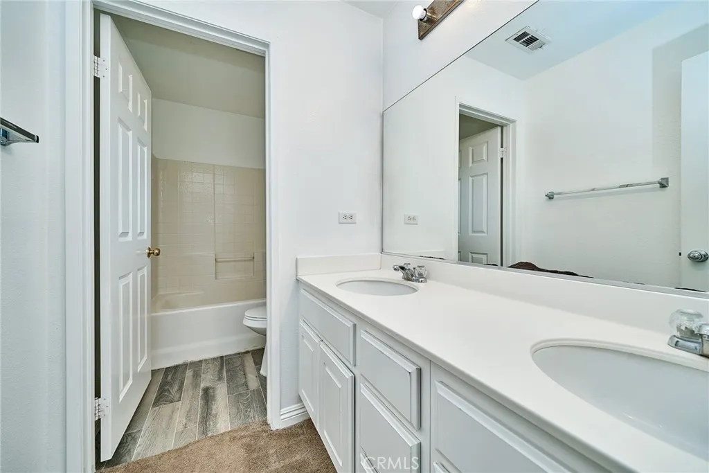 26244 Charismatic Court, Moreno Valley, California 92555 home-pic-37