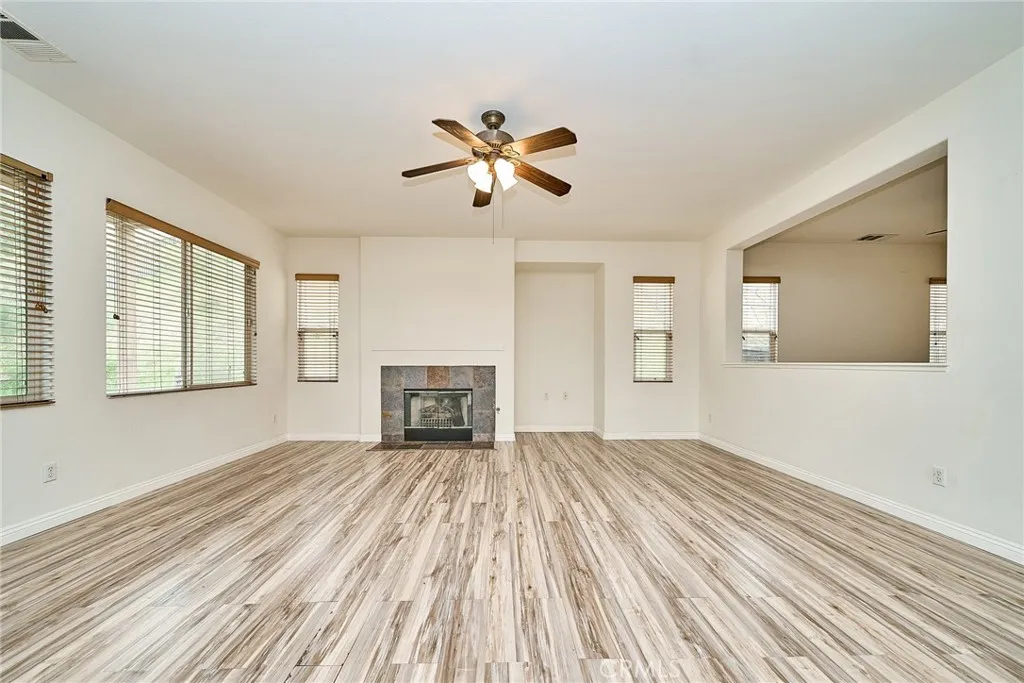 26244 Charismatic Court, Moreno Valley, California 92555 home-pic-10