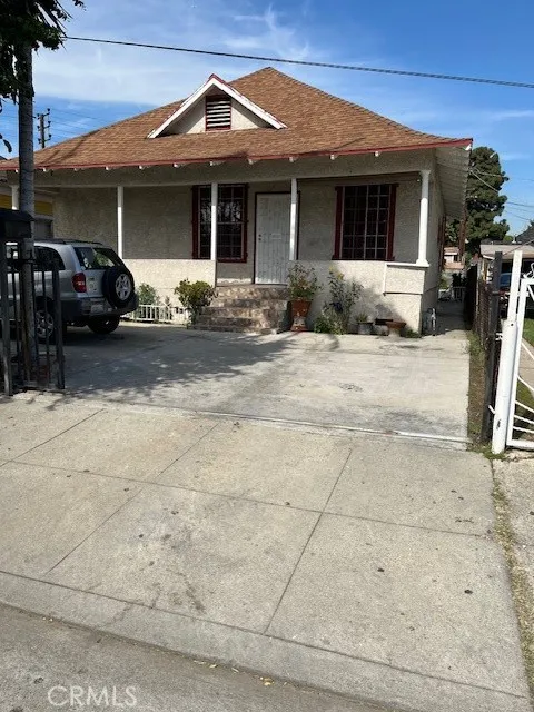 317 E 42nd Pl, Los Angeles, California 90011 home-pic-1