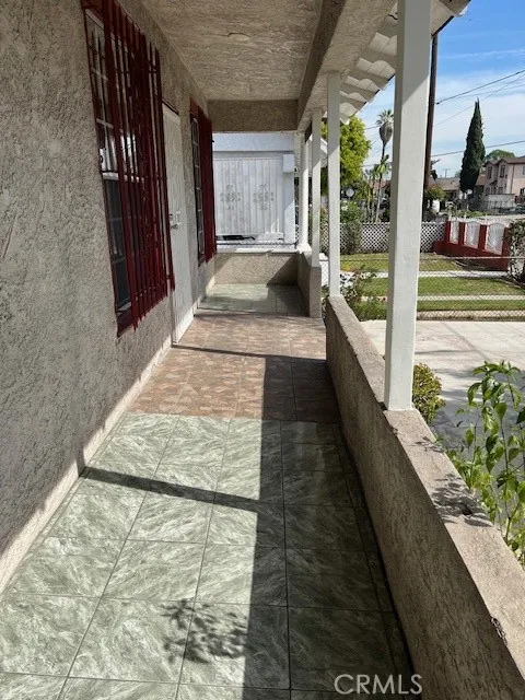 317 E 42nd Pl, Los Angeles, California 90011 home-pic-7