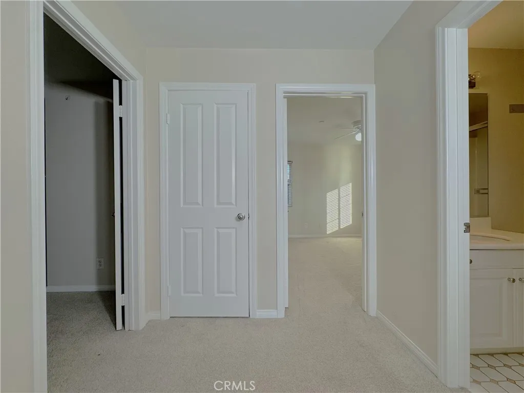 Top landing/level 2 hallway