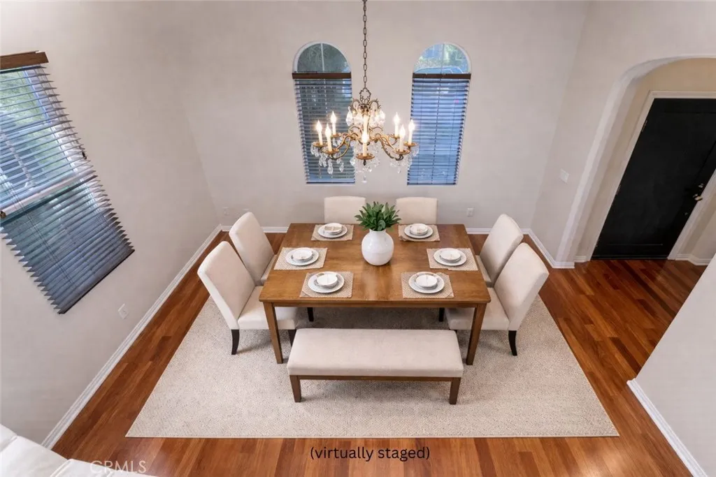 Dining room (virtually staged)