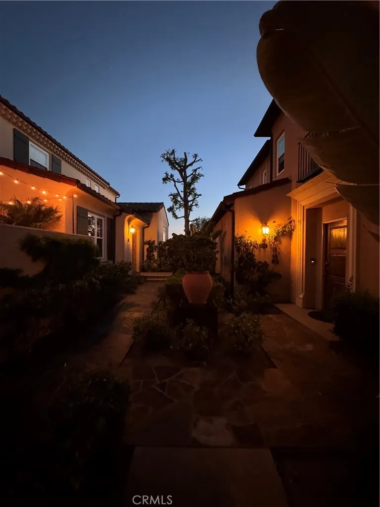 Common area / courtyard twilight