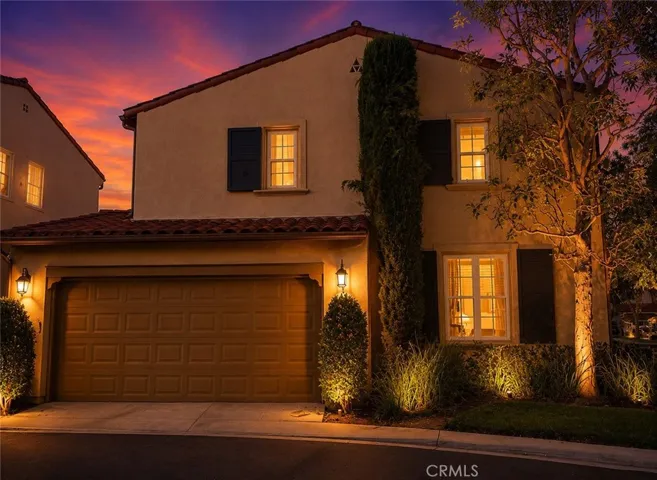 corner lot/2-car garage