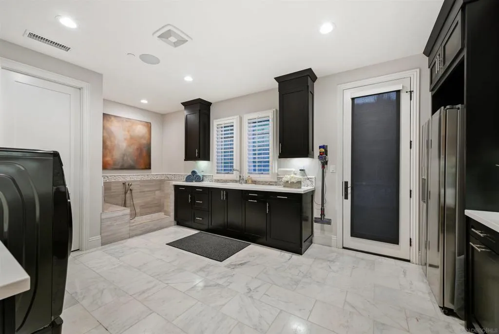 14849 Chesfield Ct, San Diego, California 92127 home-pic-31