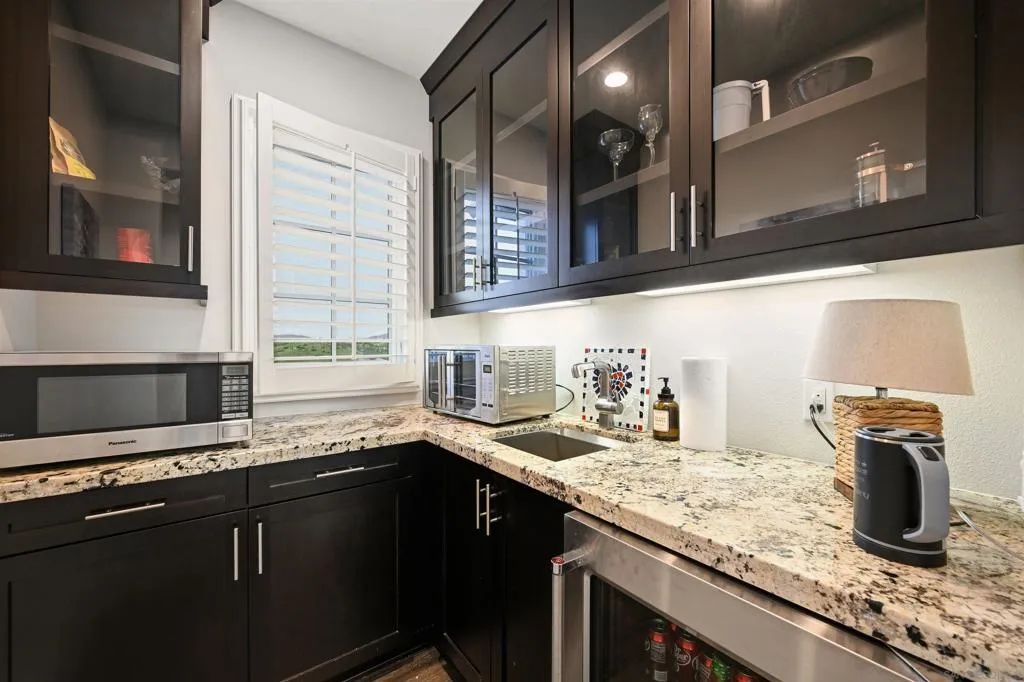 14849 Chesfield Ct, San Diego, California 92127 home-pic-24
