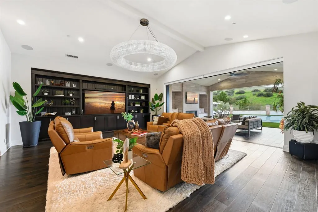14849 Chesfield Ct, San Diego, California 92127 home-pic-7
