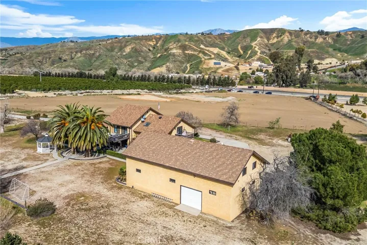 28450 Live Oak Canyon Road, Redlands, California 92373