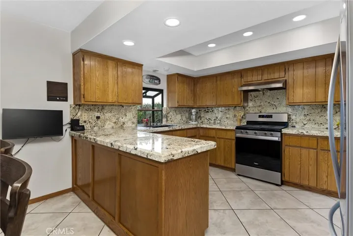28450 Live Oak Canyon Road, Redlands, California 92373