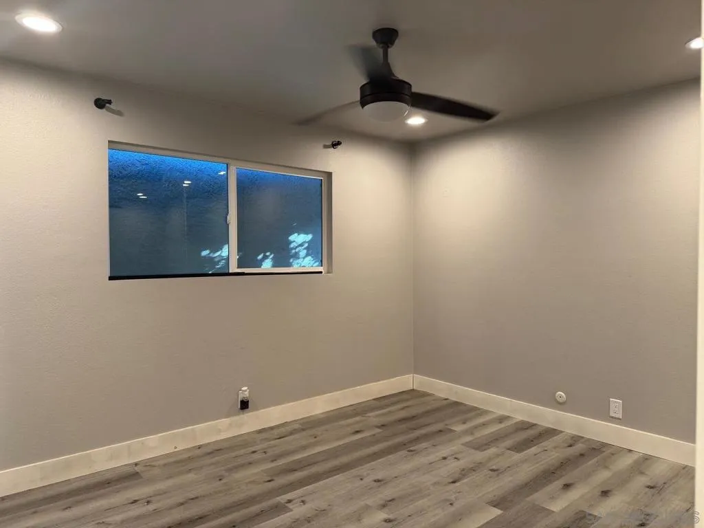 3516 Las Vegas Dr, Oceanside, California 92054 home-pic-8