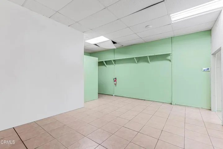 5 Remove objects in blue