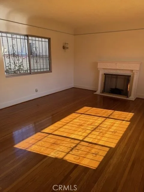 5015 Franklin Avenue, Los Angeles, California 90027 home-pic-1