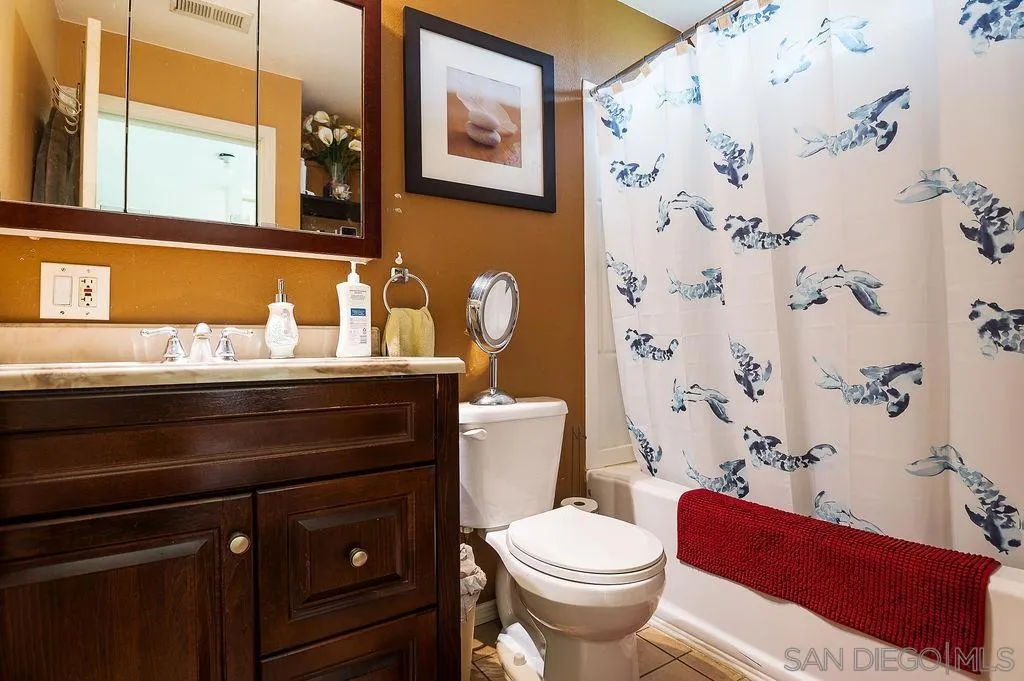 4788 Auburn Dr, San Diego, California 92105 home-pic-16