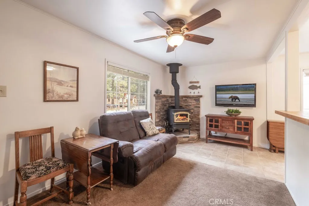 42637 La Placida, Big Bear Lake, California 92315 home-pic-5