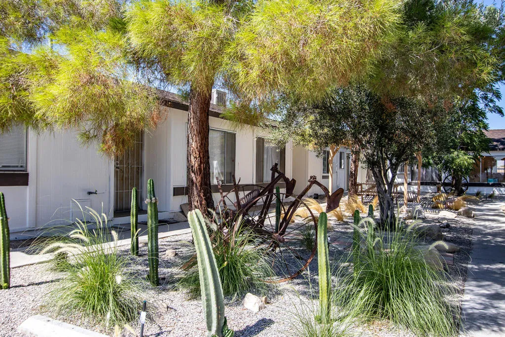 7382 Olympic Road, Joshua Tree, California 92252 home-pic-5