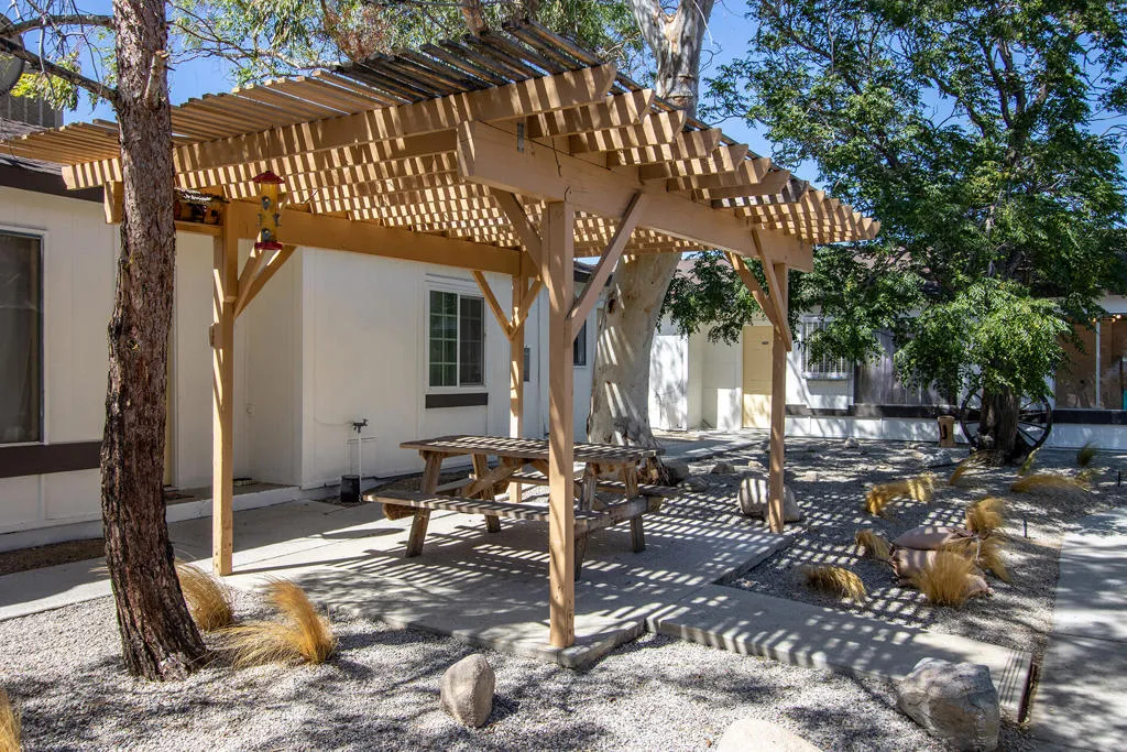 7382 Olympic Road, Joshua Tree, California 92252 home-pic-4
