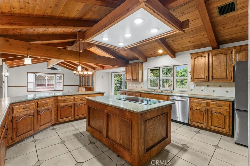 3185 Sonrisa, Corona, California 92881 home-pic-19