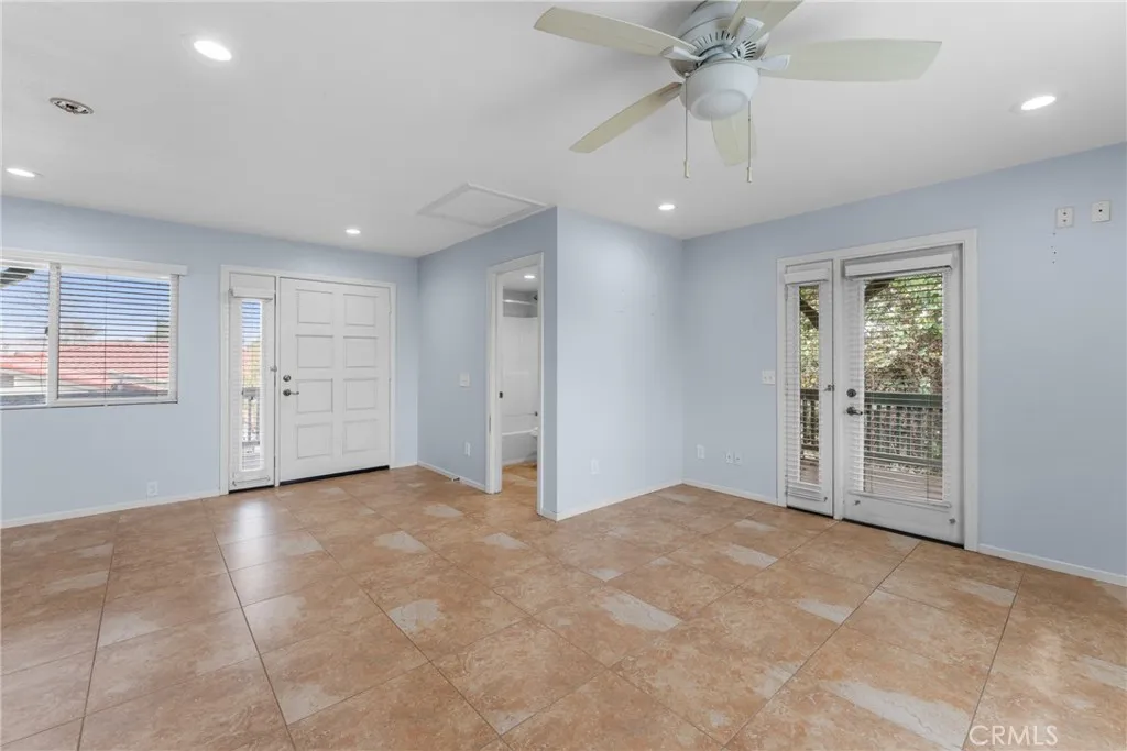 3185 Sonrisa, Corona, California 92881 home-pic-56