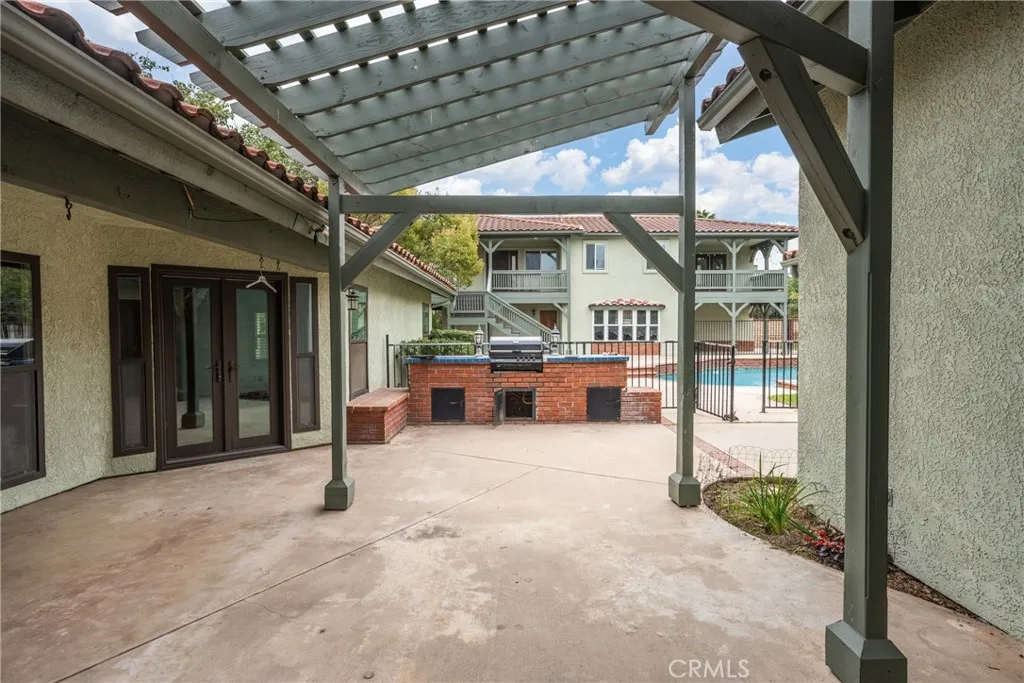 3185 Sonrisa, Corona, California 92881 home-pic-44