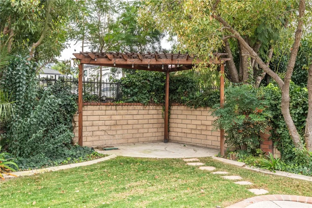 3185 Sonrisa, Corona, California 92881 home-pic-65