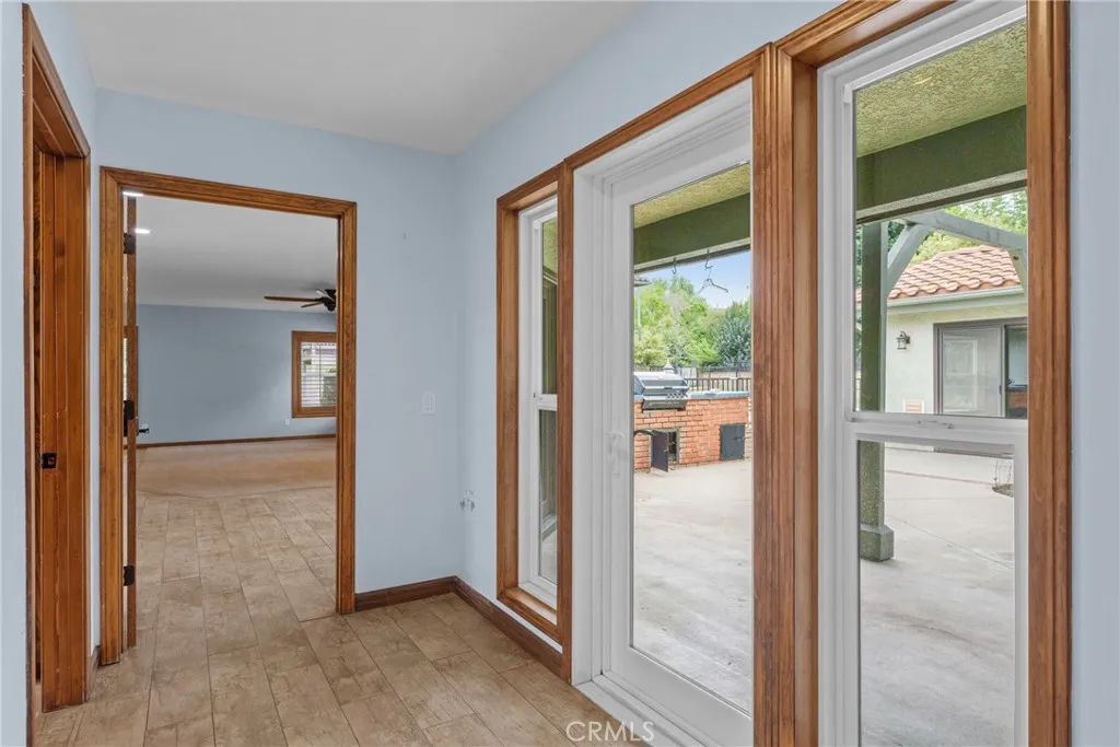 3185 Sonrisa, Corona, California 92881 home-pic-25