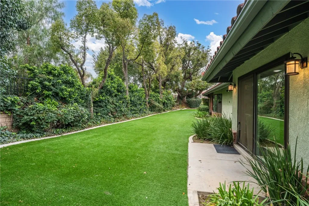 3185 Sonrisa, Corona, California 92881 home-pic-71