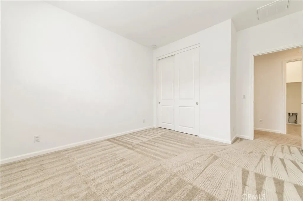 97 Decker, Irvine, California 92620 home-pic-19