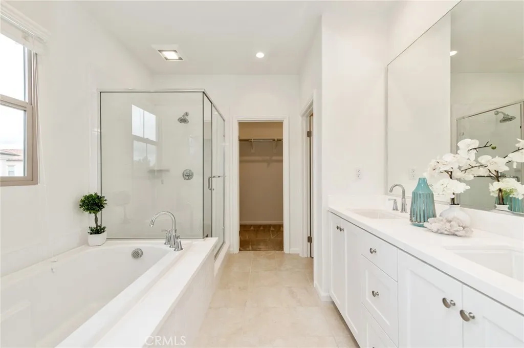 97 Decker, Irvine, California 92620 home-pic-14