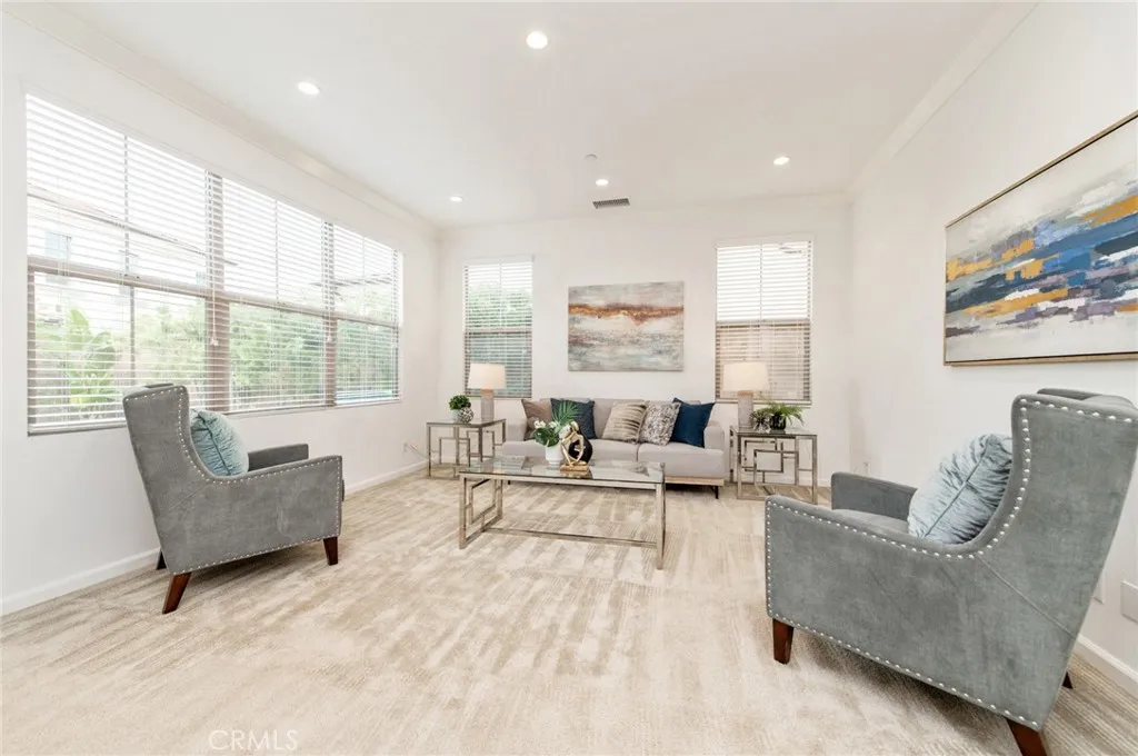 97 Decker, Irvine, California 92620 home-pic-6