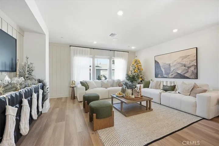 PHOTOS ARE OF MODEL MATCH. EXTERIOR AND INTERIOR FINISHES MAY VARY.