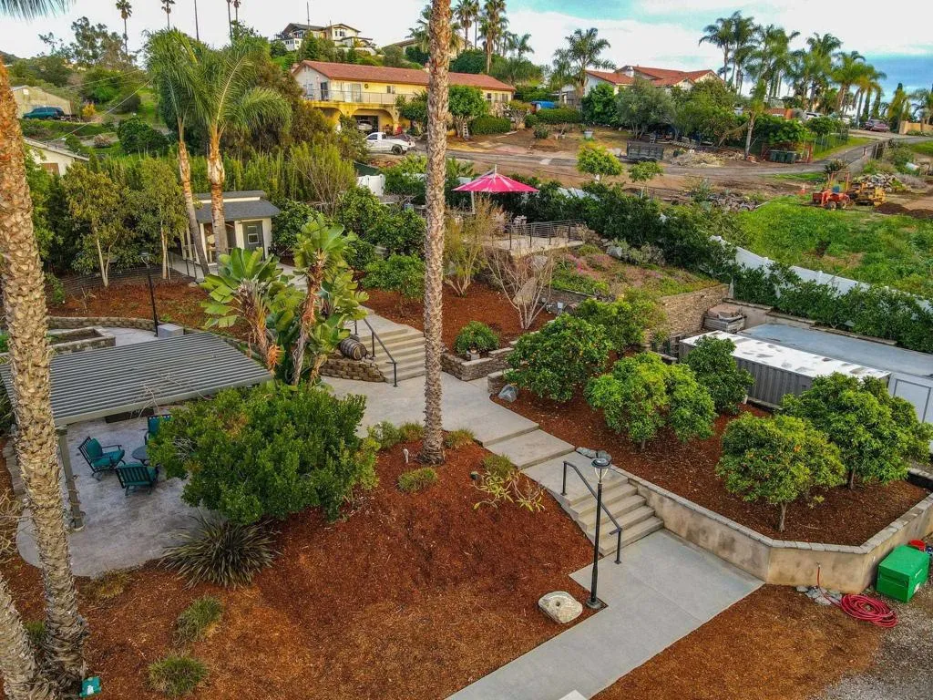 1441 E Taylor St, Vista, California 92084 home-pic-74