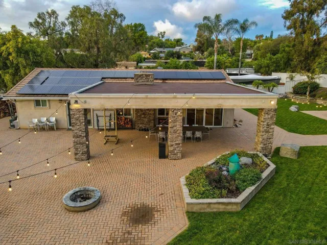 1441 E Taylor St, Vista, California 92084