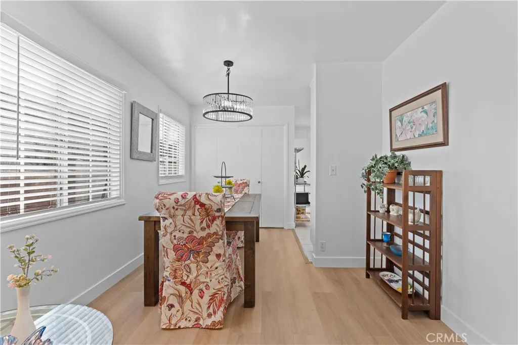 874 W 33rd Way, Long Beach, California 90806 home-pic-5