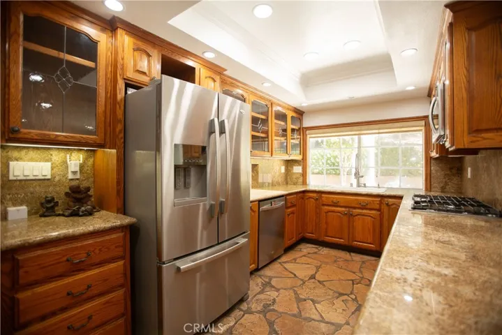 24512 Pat Place, Woodland Hills, California 91367