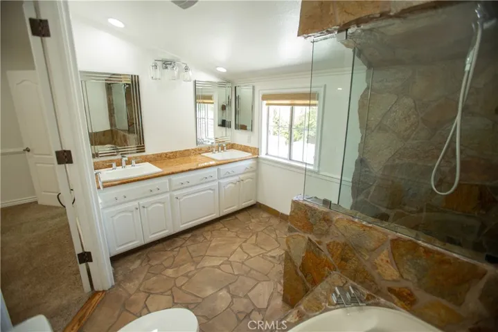 24512 Pat Place, Woodland Hills, California 91367