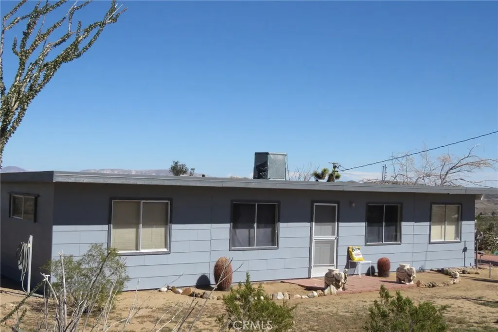 55560 Lum, Landers, California 92285 home-pic-0