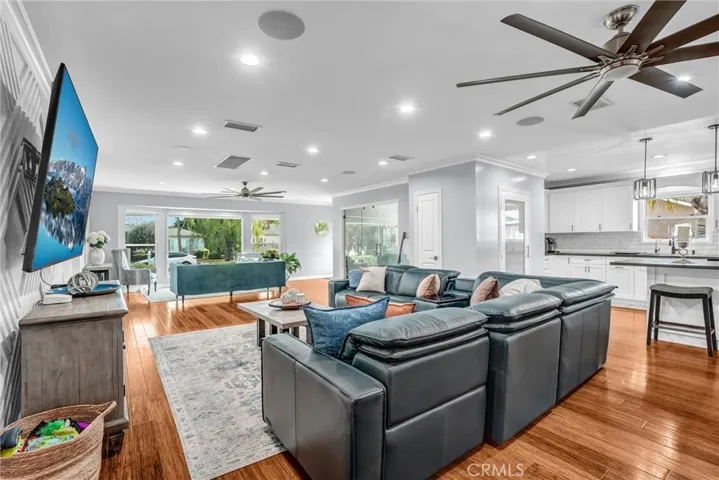 4601 Pepperwood, Long Beach, California 90808