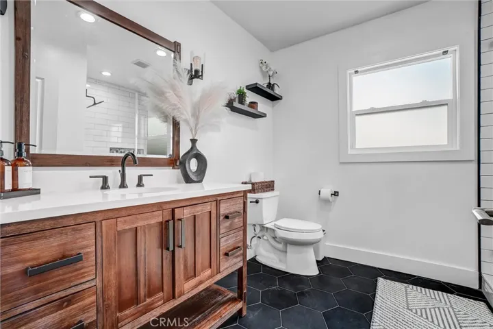 4601 Pepperwood, Long Beach, California 90808